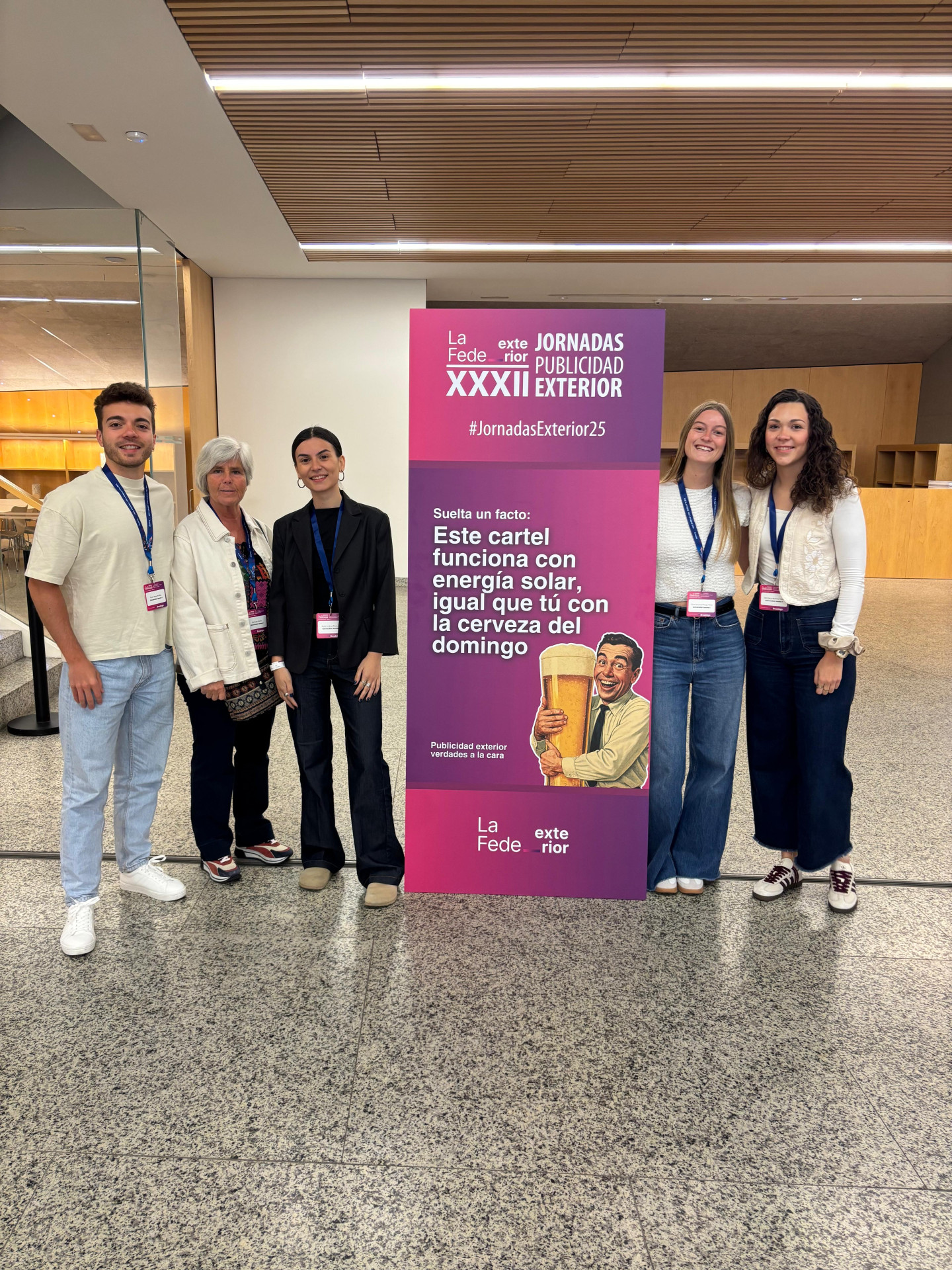 “Punto y Coma” participen en les Jornades nacionals de Publicitat Exterior